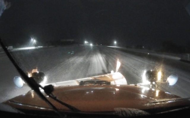 Snowplow crews prep for approaching winter storm