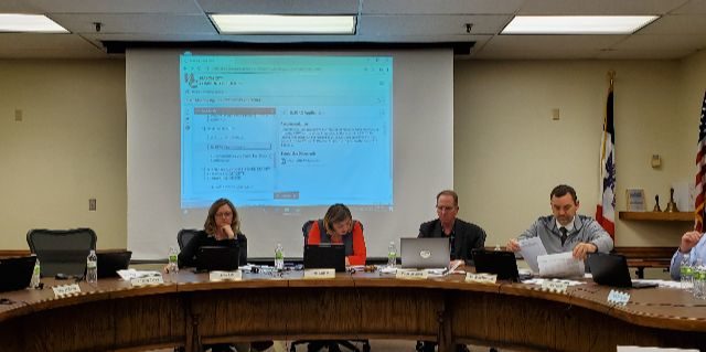 Mason City School Board approves application for membership in Northeast Iowa Conference (AUDIO)