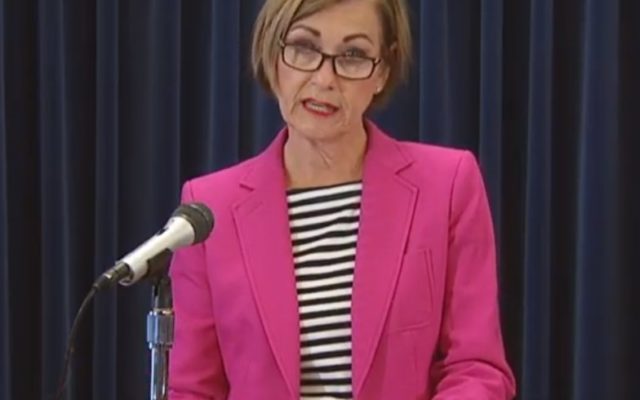 Iowa governor overrides schools, requires in-person classes (VIDEO)