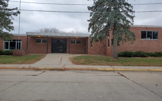 Clear Lake council to consider rezoning former Sunset Elementary property for private school