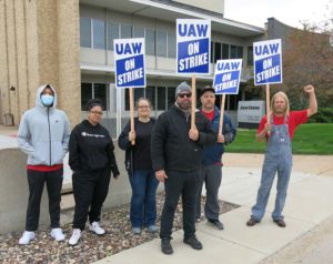 Legal wrangling continues over picketing outside Deere & Co. facilities