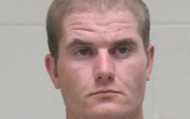 Mason City man pleads not guilty to burglarizing home