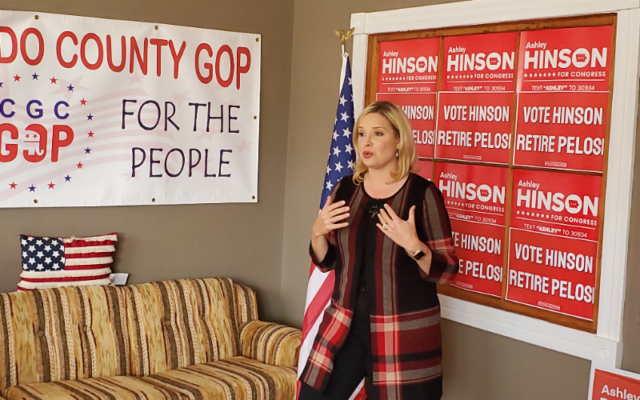 With one month to go, Hinson stops in Mason City to campaign for another US House term