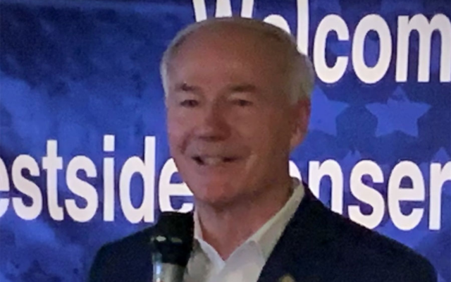 Hutchinson, at State Fair, comments on Trump indictment
