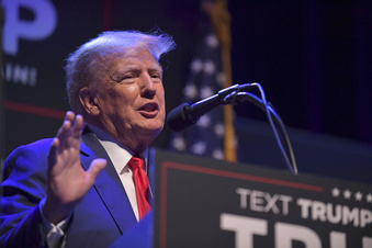 Trump, back in Iowa campaigning, calls 2024 ‘the final battle’