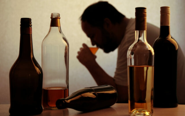 Doctors link binge drinking to higher Iowa cancer rates