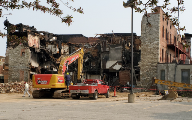 Kirk Apartments demolition continues in downtown Mason City