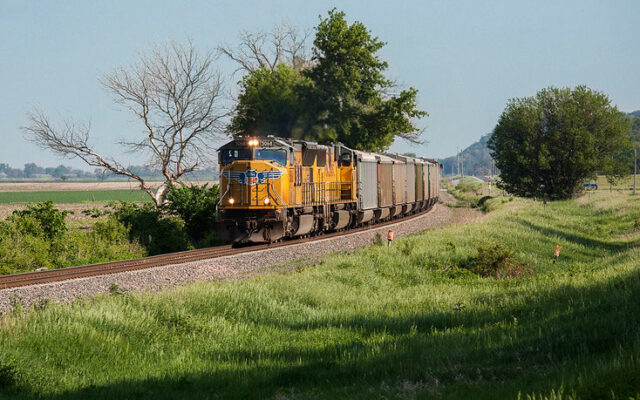 Number of grain trains down in Iowa, drought impacts Mississippi barge traffic