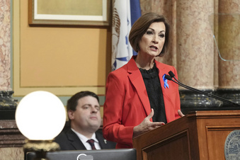 Iowa’s govenror calls for more tax cut, teacher pay raises in annual speech to lawmakers
