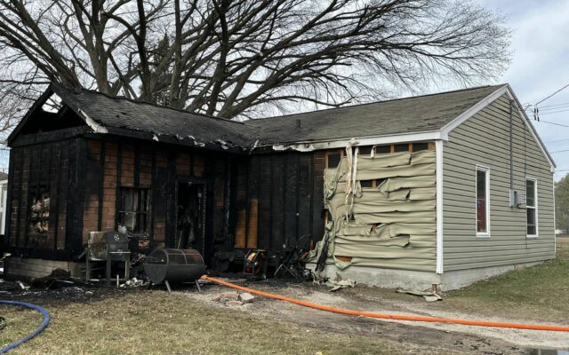 Fire damages two homes in northwestern Mason City