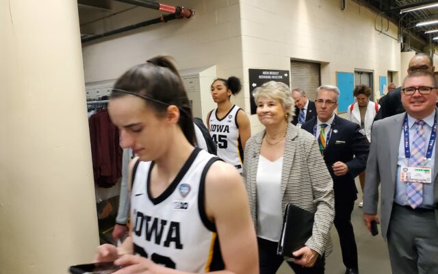 Iowa back to the title game after surviving test from UConn (VIDEO & AUDIO)